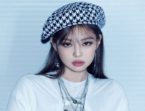 K-pop Sensation Jennie from BLACKPINK Makes a Thrilling Comeback with Solo Song 'You and Me'