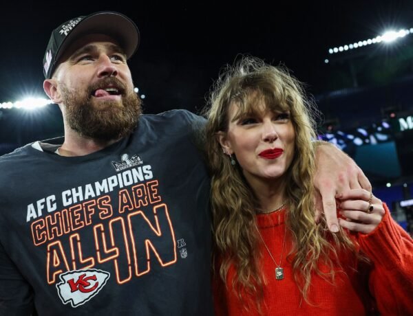 Travis Kelce Supports Taylor
